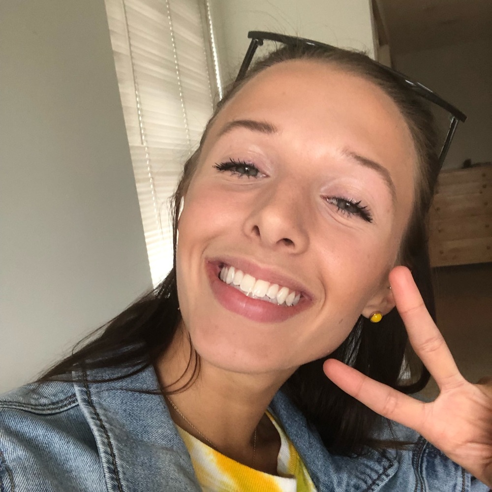 Meet your Posher, Jillian